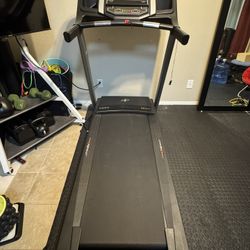 NordicTrack T 6.5 S Treadmill – 2.6 CHP, Incline, FlexSelect Cushioning