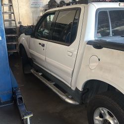 2003 Ford Explorer Sport Trac