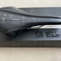 Fizik Antares V5 cycling saddle seat