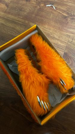 bravest studio claw slides sz 8