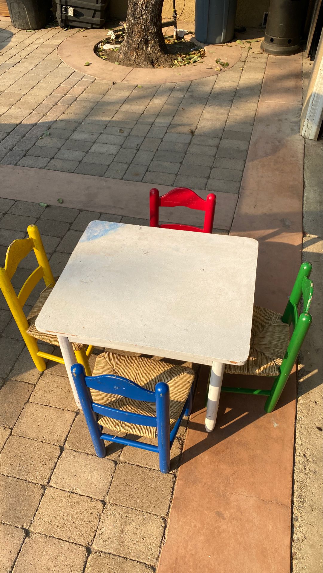 Wood table for kids