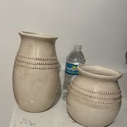 ((2)) Elegant Decorative Vases