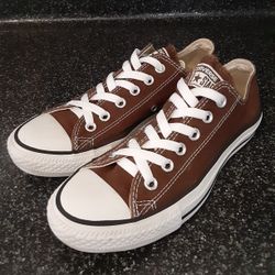Converse womens 7 Good Condition 