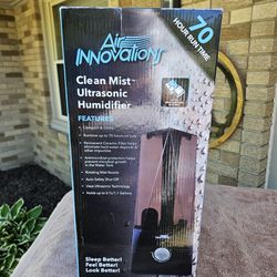 Clean Mist Ultasonic Humidifier.  New