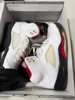 Air Jordan 5 Fire Red Sneakers