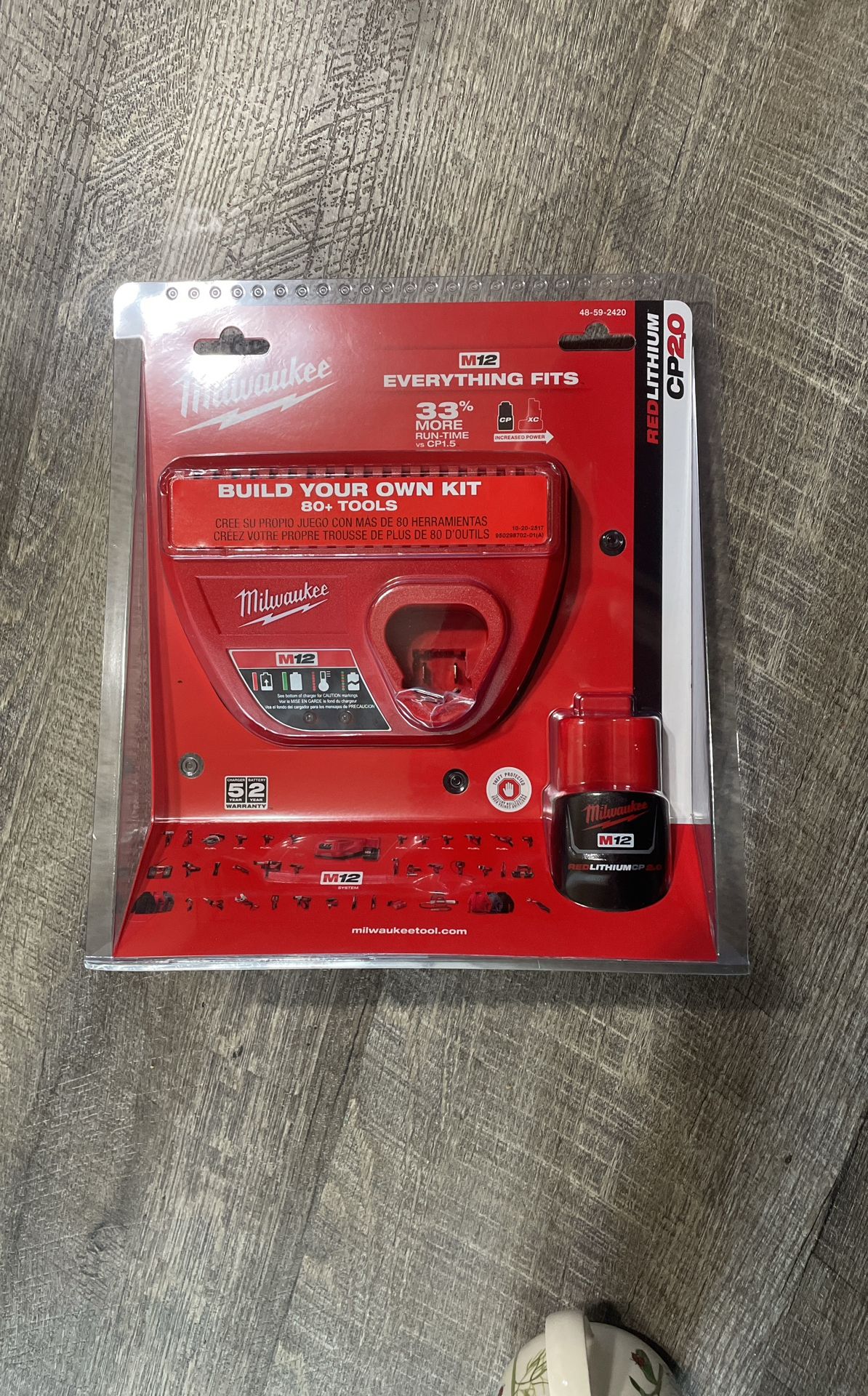 M12 12-Volt Lithium-lon Compact Battery Pack 2.0Ah and Charger Starter Kit