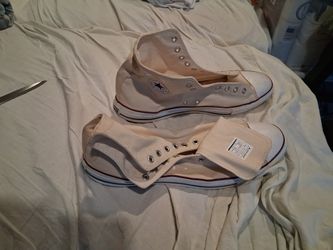 Chuck Taylor's Converse 