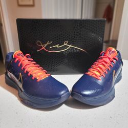 Caitlyn Clark X Kobe 5 "Indiana Fever" SZ12M