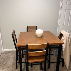 Like New Dining Table