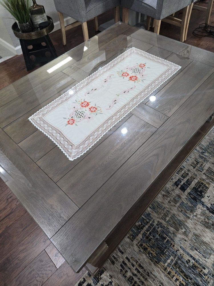 Wood Coctel Table Very Good Quality End Strong Size 54 Inc &40 H 1 8