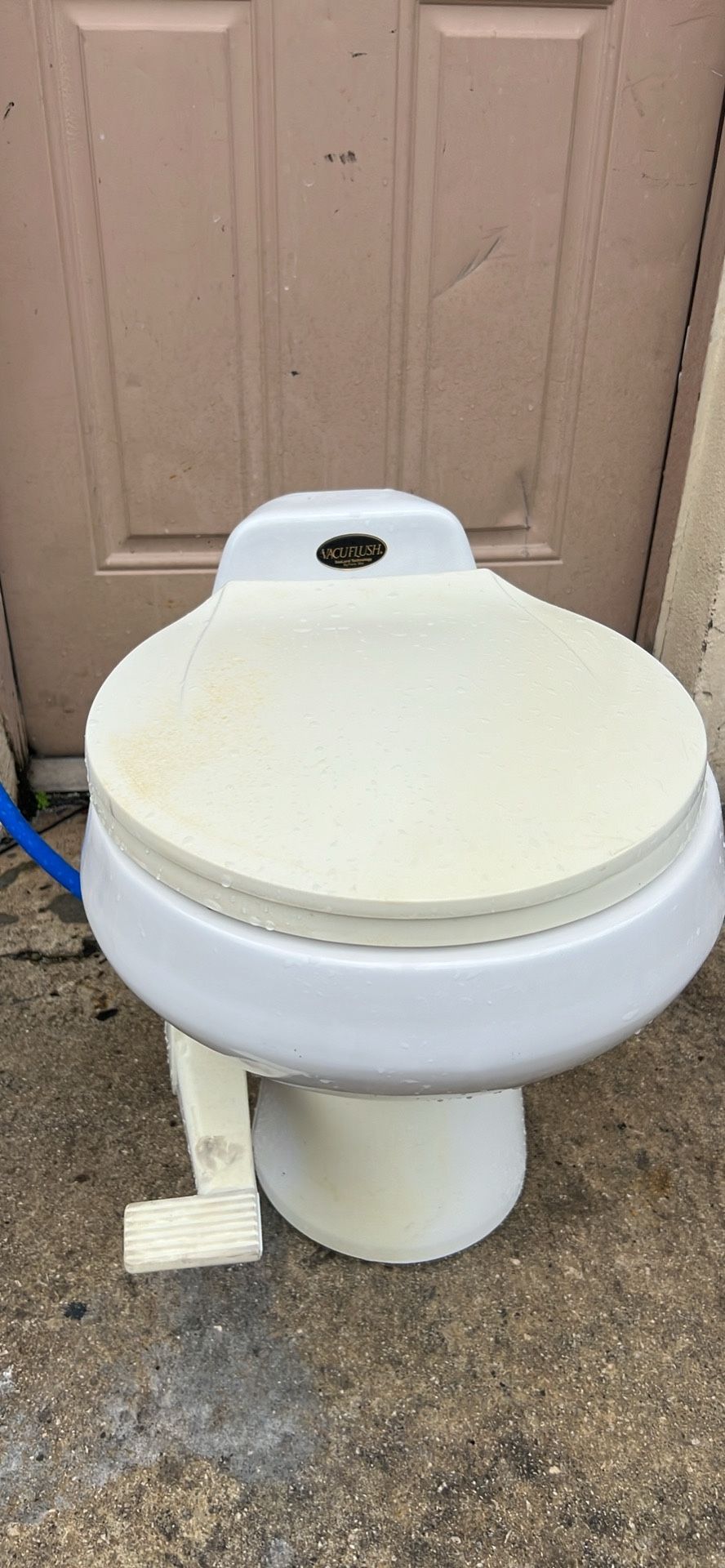 VacuFlush White ceramic Toilet - Marine