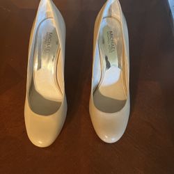 MK Women Heels 9.5 M