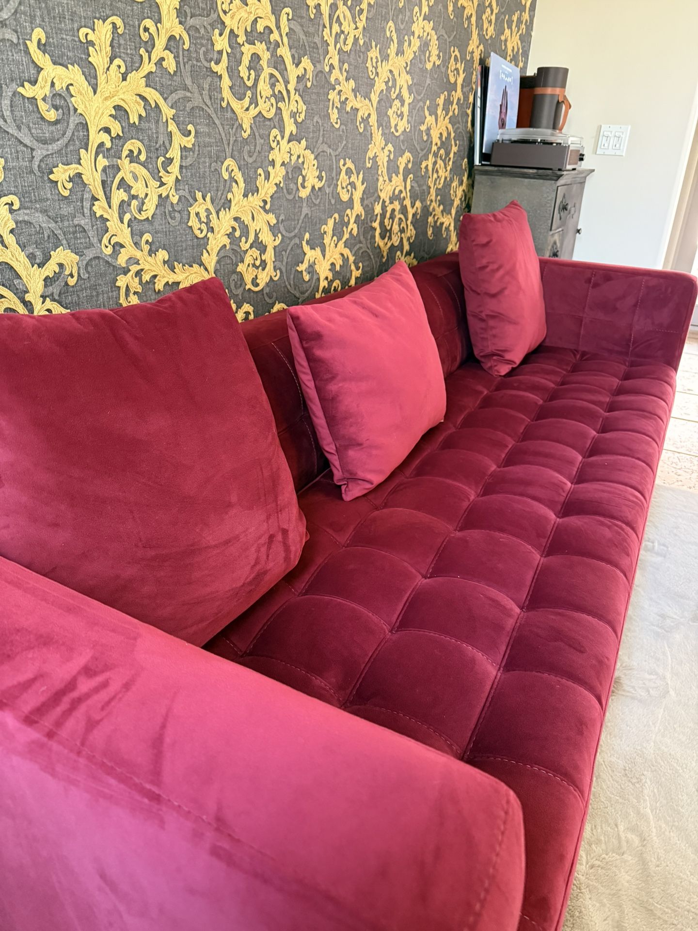 Gorgeous Microfiber Burgundy Couch