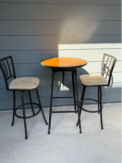 Outdoor table and chair