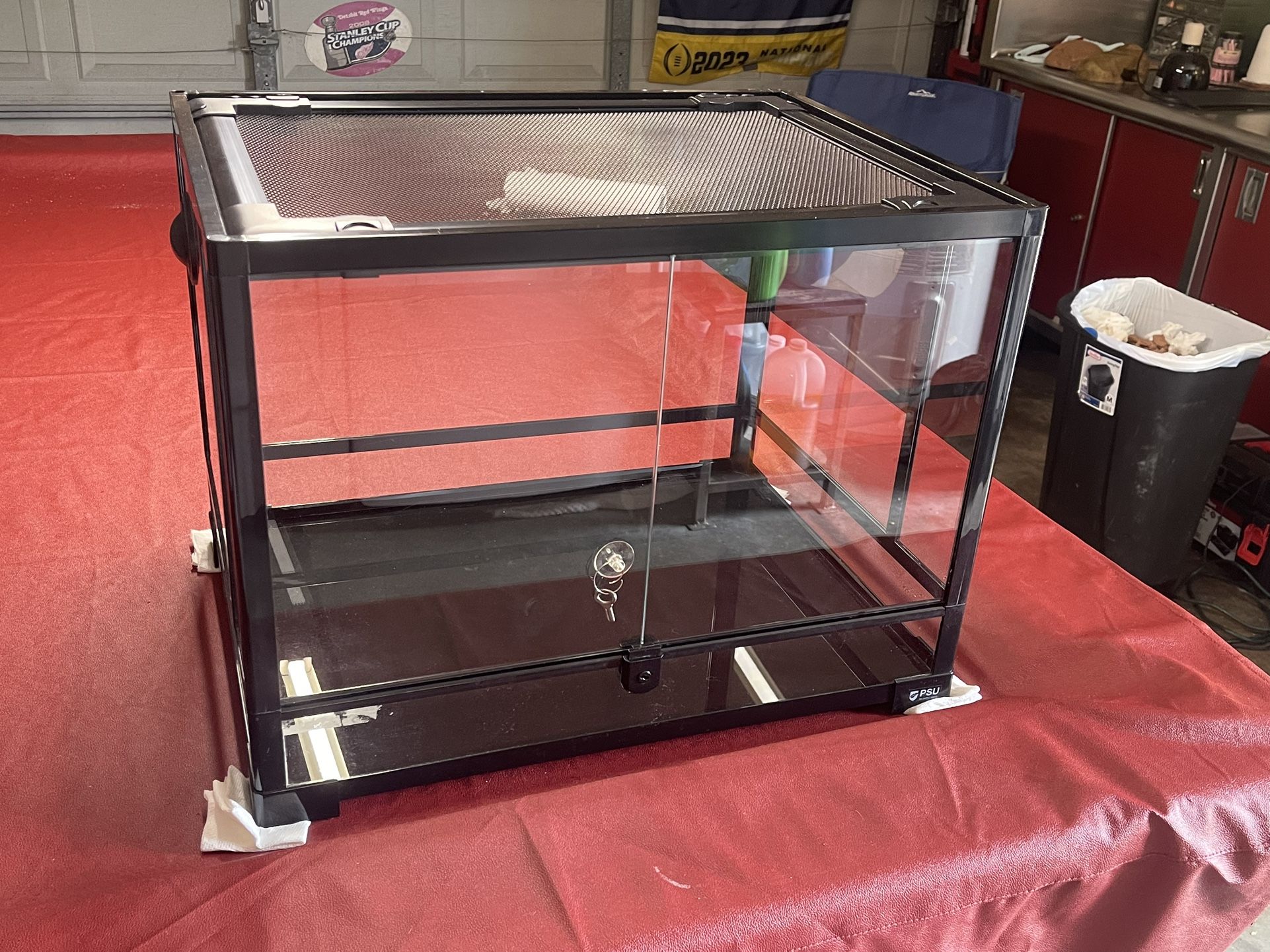 35 Gallon Terrarium / Reptile Tank
