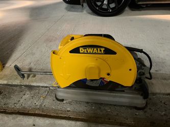 DEWALT saw