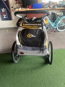 Via Velo Bicycle Stroller