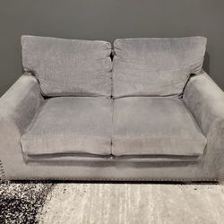 62" Gray Loveseat (Detachable Back & Pillows For Easier Transport)