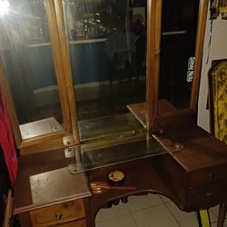Antique Vanity (1920s) W/stool
