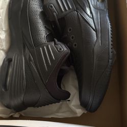New Jordans Max Aura 5 Fresh Out The Box Never Been Used 