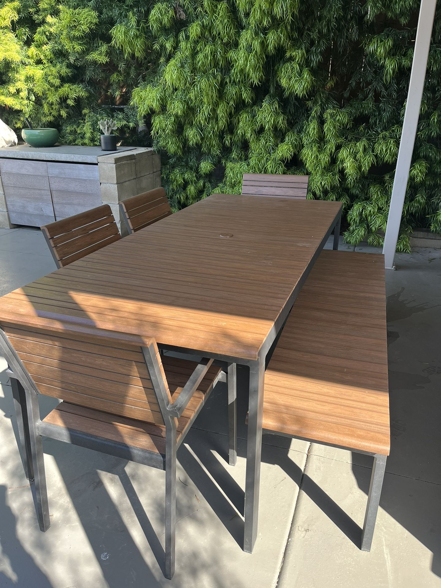 Crate & Barrel Outdoor Dining Set for Sale in San Diego, CA OfferUp