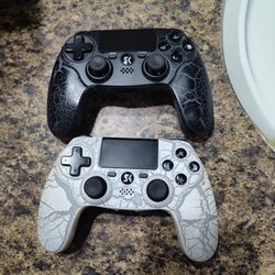 Gaming Controllers for PS4