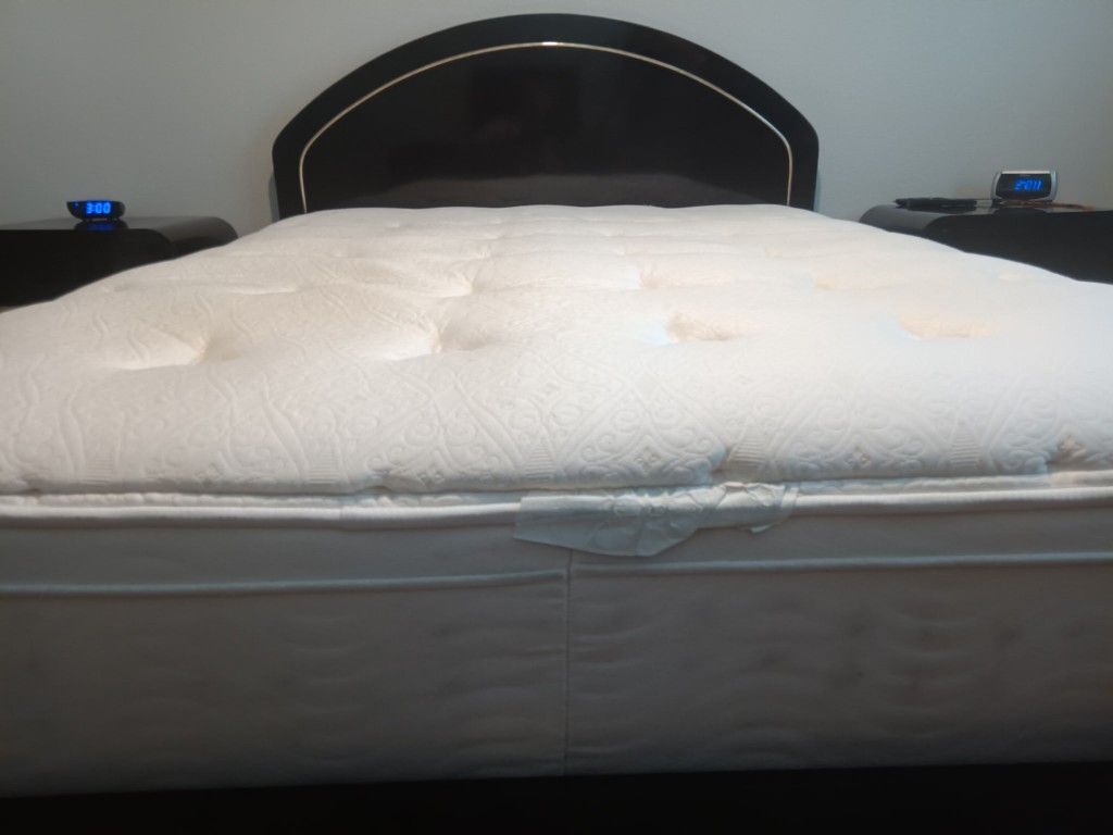 7 Piece Queen Bedroom Set