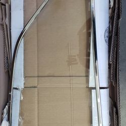 MGB GT Quarter Windows