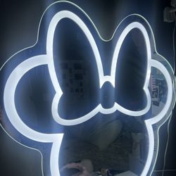 Minnie Mouse LED wall Mirror