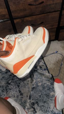 Jordan 3 Starfish Size 9.5 Mens 11 womens