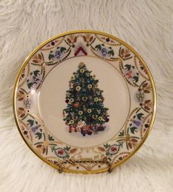Lenox Christmas Trees Around The World Plate