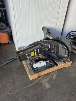 Bobcat NB140 Nitrogen Breaker With Nail Point - Pin-On Mounting Cap