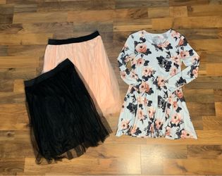 Women’s X-Large Dress Top & Skirts