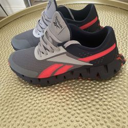 Men’s Reebok Size 8.5