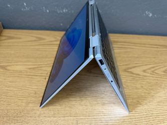 HP Elitebook x360l 1030 G8, core i7- 11th gen- touchscreen