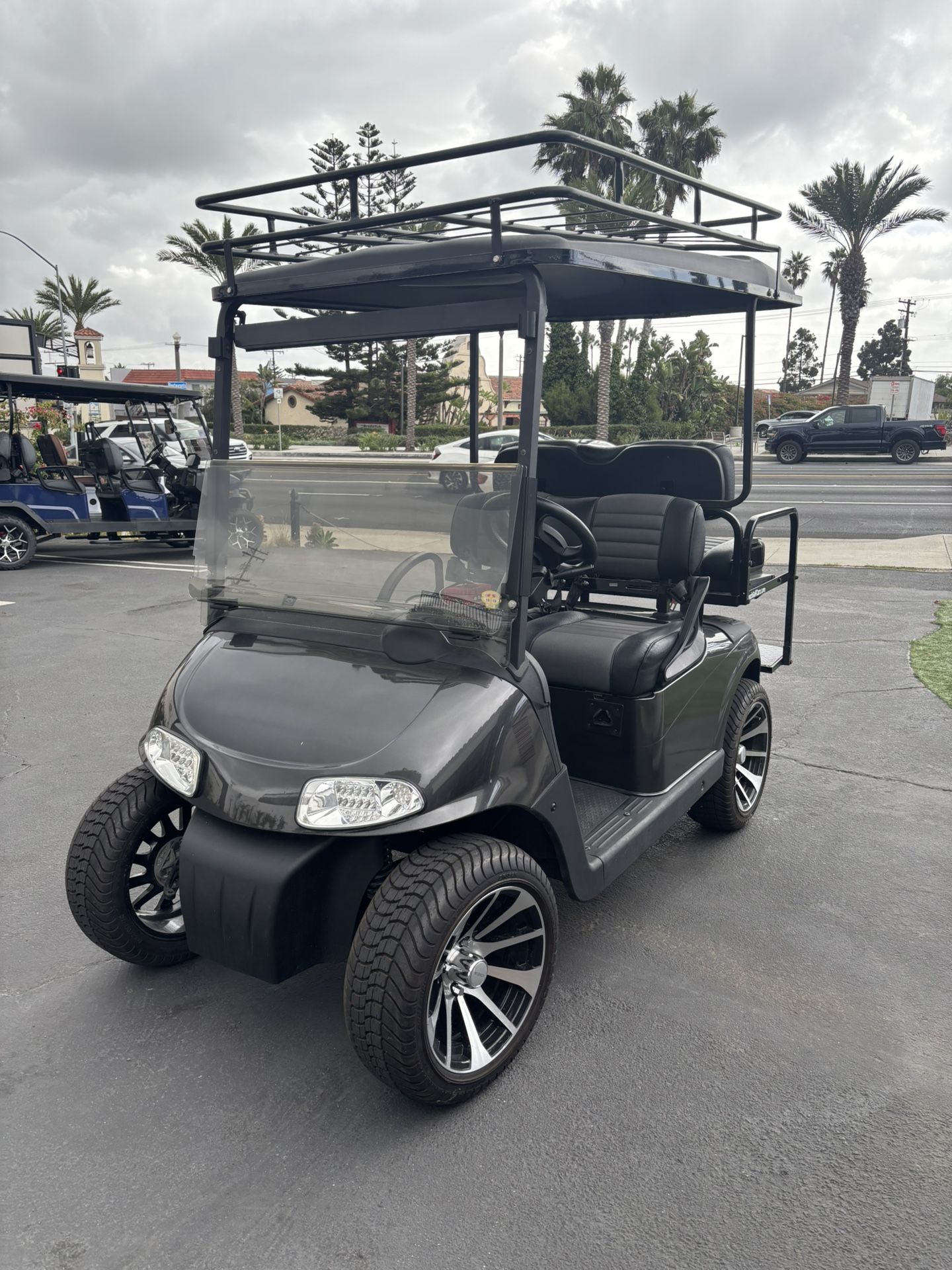 2015 E-Z-GO RXV 4-Passenger Non-Lifted 48-Volt Street Legal Golf Cart