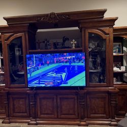  Wooden Entertainment Center 