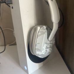 Xbox Series S With Controller And Headset 