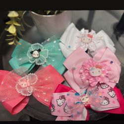 Hello Kitty Bows 