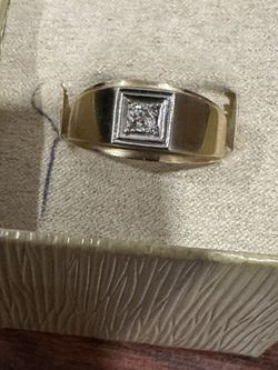 14k diamond Men’s Ring Size 11