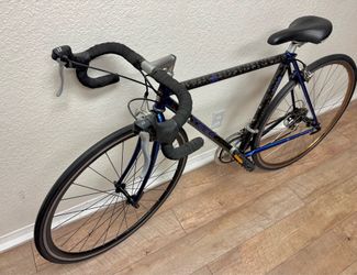 Trek carbon aluminum bike Small