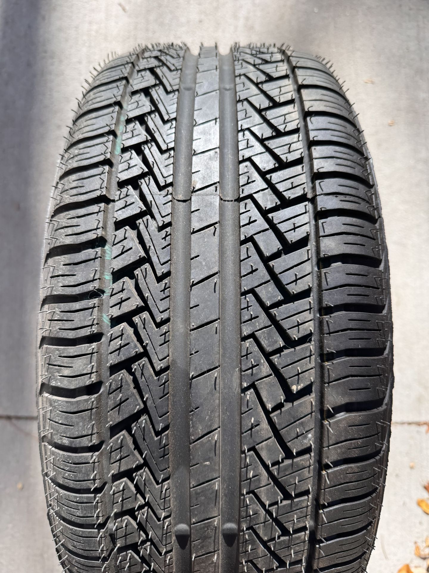 Single (1) Audi A4 17” wheel 235 45 17 Pirelli Tire