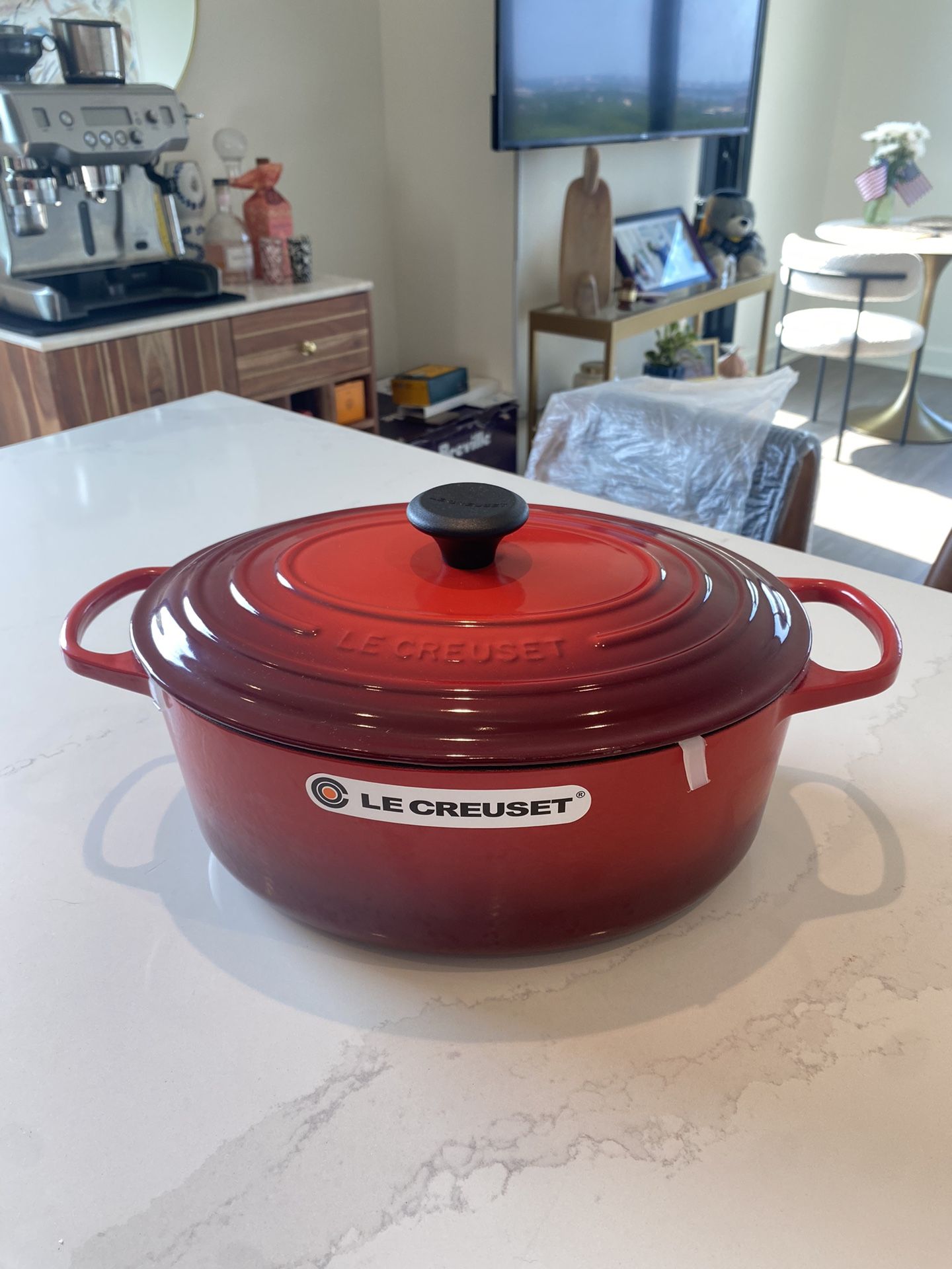 Le Creuset Signature Enameled Cast Iron Round Wide Dutch Oven