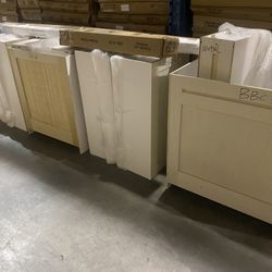 Warehouse Direct Shaker White Kitchen Cabinets 