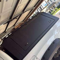 Camper Shell Fits Tacoma’s Reg Bed 