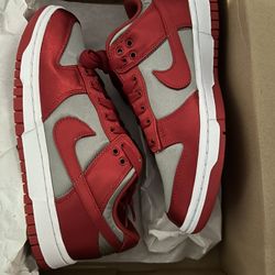 Nike Dunk UnLv Satin Red