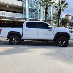 Reduced Price 2017 Toyota Tacoma