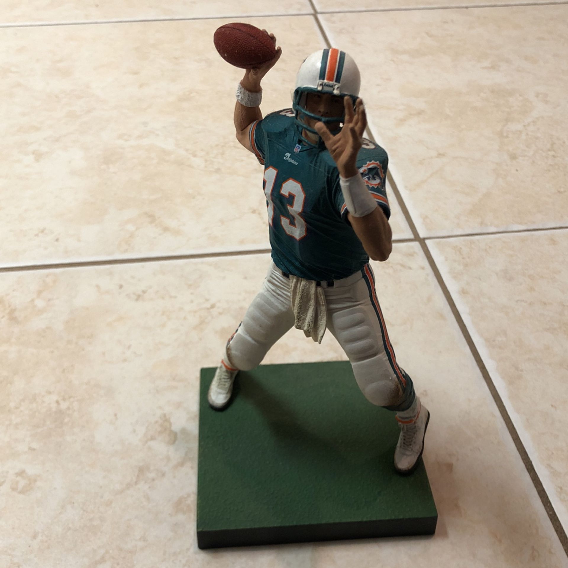 Dan Marino McFarlane Figure Statue Toy Miami Dolphins