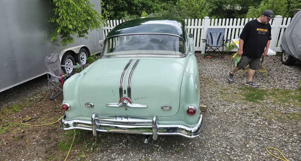 1953 Pontiac Chieftain