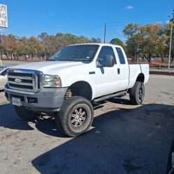 2007 F250 Super Duty 4x4 Regular Gas With 8 1/2 Inch Lift 5.4 3V Motor Clean Title In Hand. The Timing Chain Needs To Be Repaired.